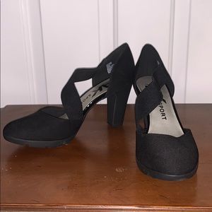 Black Close Toe Heel